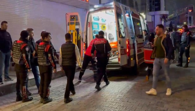 Esenyurt'ta polise silahlı saldırı