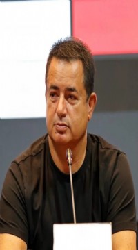 Acun Ilıcalı küplere bindi!