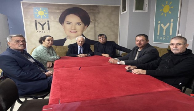 Manisa İYİ Parti'de istifa depremi