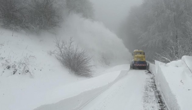 Kırklareli’nde kar kalınlığı 1 metreye ulaştı