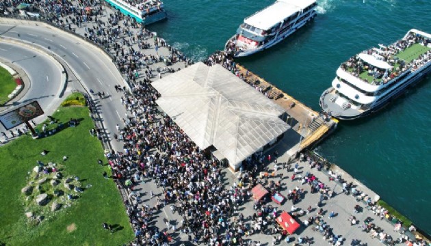 İstanbul’da bayramda vapur sırası yoğunluğu