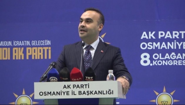 Bakan Kacır: Türk milleti gökyüzüne imzasını attı