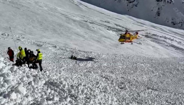 İtalya'da çığ düşmesi sonucu 3 kişi öldü