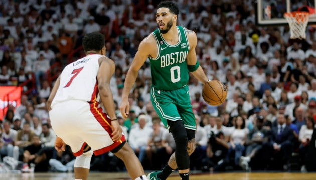 Boston Celtics deplasmanda galip geldi, seride durumu 3-1'e getirdi