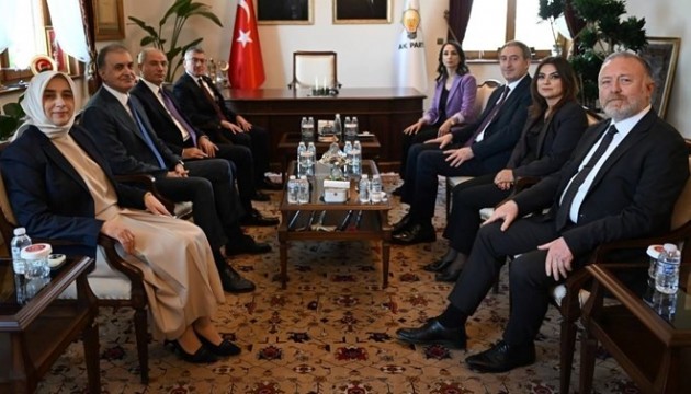 DEM Parti heyeti ile AK Parti grubu görüşmesi bitti