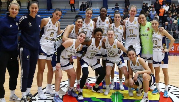 Kadınlar basketbolda Türkiye Kupası Fenerbahçe'nin