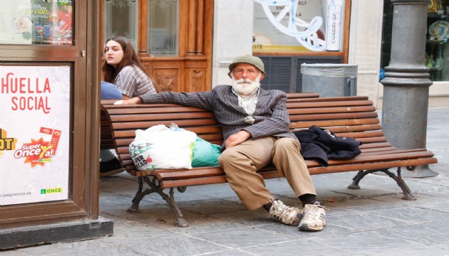 İspanya'da 4,3 milyon kişi, yoksulluk sınırının altında yaşıyor