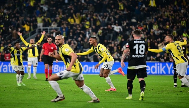 Fenerbahçe-Başakşehir maçının ilk 11'leri belli oldu!