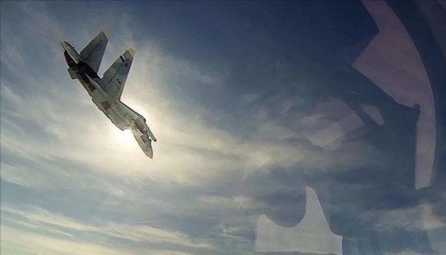 İngiliz jetlerinden Rus uçağına engelleme