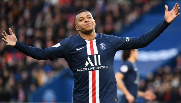 PSG Mbappe'nin yerine gelecek oyuncuyu belirledi