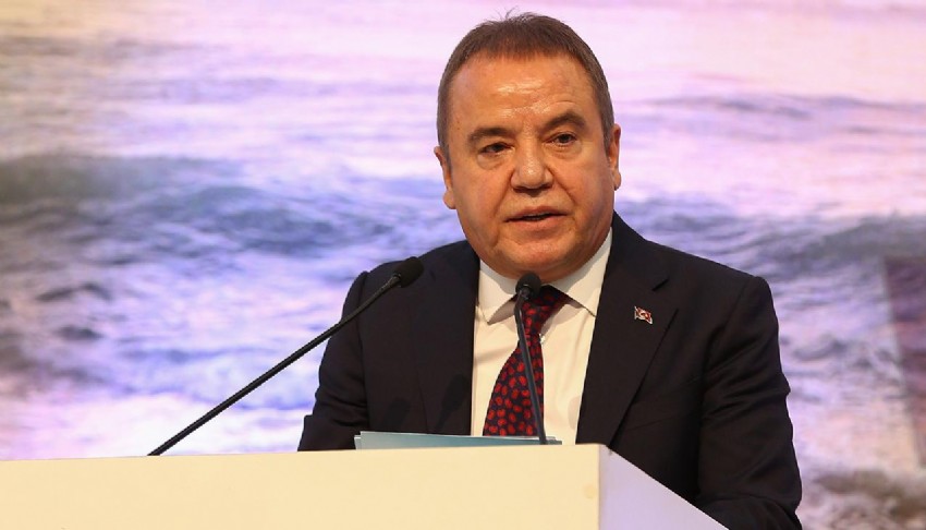 Muhittin Böcek'e fuhuş soruşturması