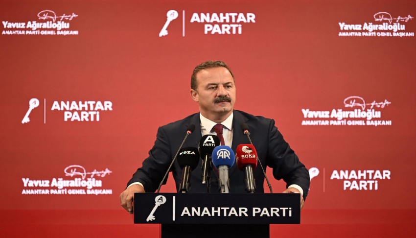 Yavuz Ağıralioğlu'ndan İl Başkanına gönderme: Görevden alacağım