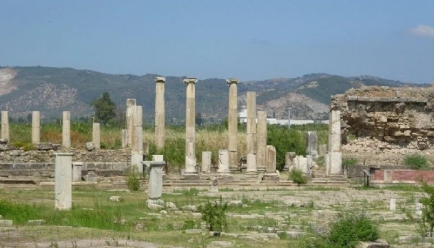 Hedef 'Zeus Tapınağı'nı gün yüzüne çıkarmak