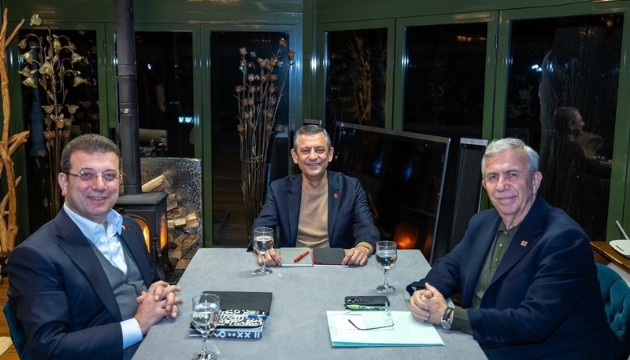İmamoğlu'ndan Özgür Özel'e teşekkür