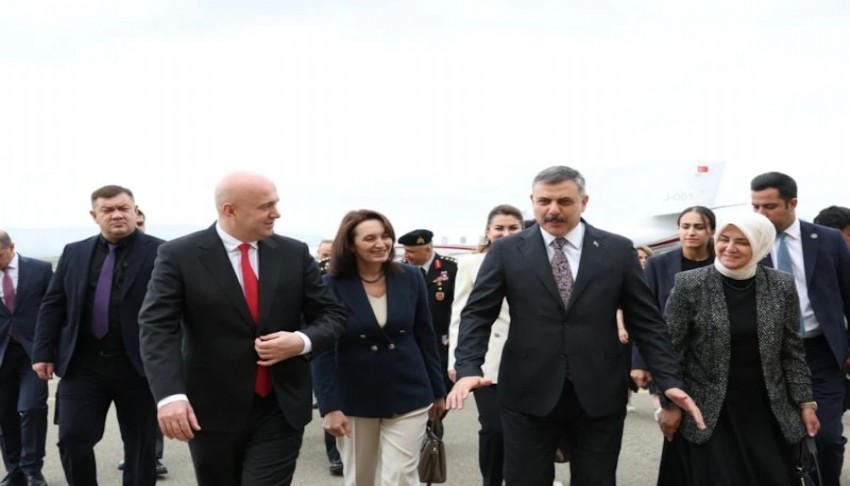 Bakan Çiftçi'den kritik temaslar