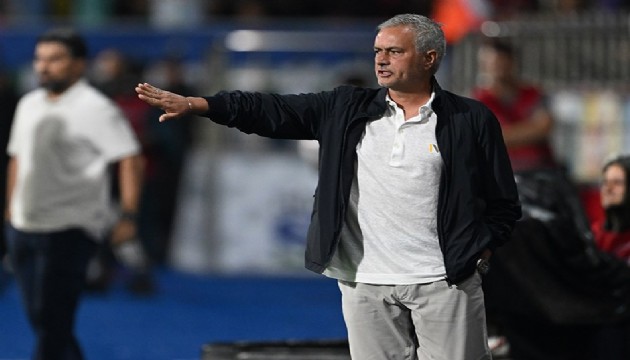 Mourinho'dan 5-0'lık galibiyetin ardından hakeme salvo!