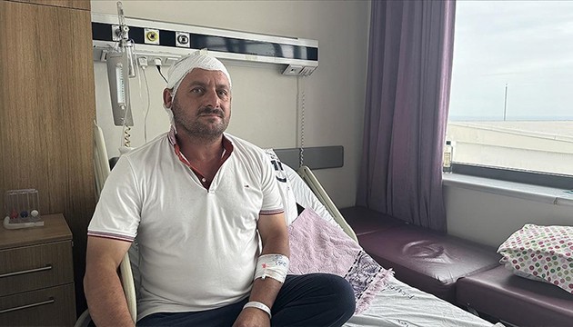 Ameliyat ile işitme cihazına veda etti