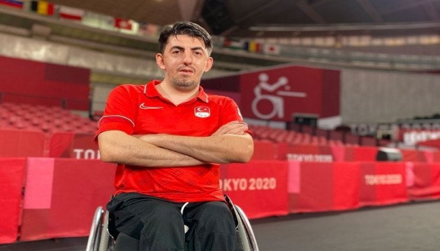 Abdullah Öztürk Tokyo'da tarih yazdı