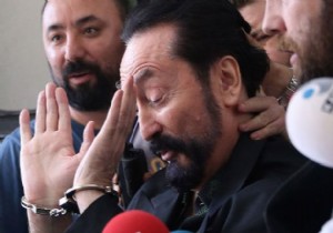 Adnan Oktar, Erzurum’dan Van Başkale Kapalı Cezaevi’ne nakledildi