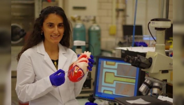 Türk bilim insanı Canan Dağdeviren beyin kanaması geçirdi