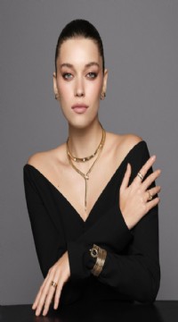 Afra Saraçoğlu gözaltına alındı