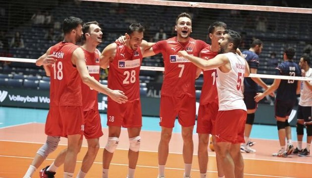 A Milli Erkek Voleybol  takımı, mısırı mağlup etti