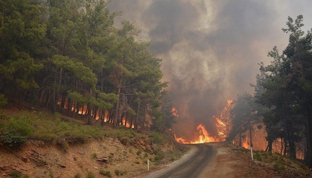 AKOM'dan orman yangını ve sıcak uyarısı