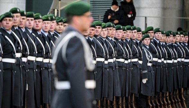 Alman ordusu 'Türk asker' arıyor! Donanmamızın bir parçası ol