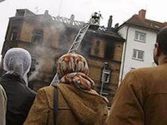 ALMANYA'DA BİR YANGIN DAHA ÇIKTI