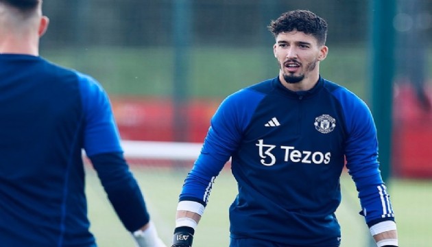 Altay Bayındır ManU ile sahneye çıkıyor