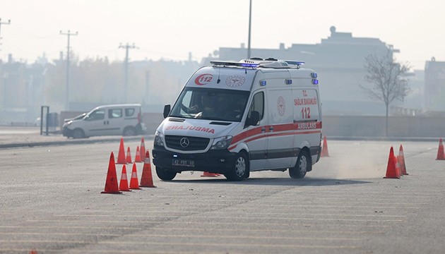 Ambulans rallisi düzenlendi
