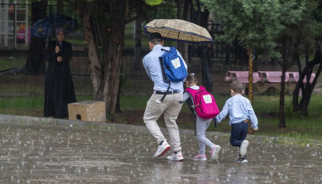 Zonguldak'ta okullar tatil edildi