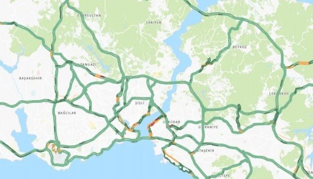 Trafikte bayram havası! Yollar boş kaldı