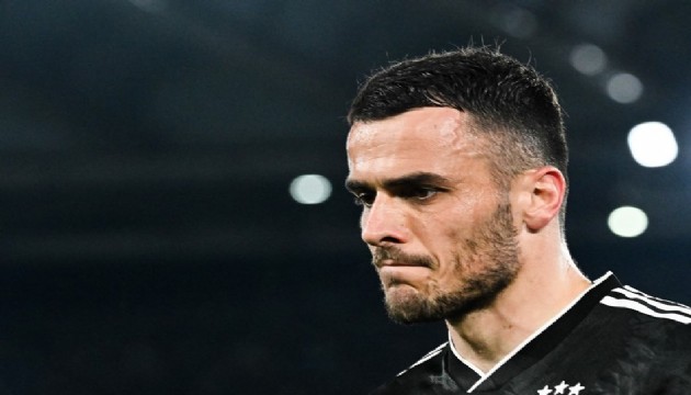 Fenerbahçe, Filip Kostic'i açıkladı