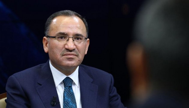 Bekir Bozdağ'dan Tanal'ın sözlerine sert yanıt