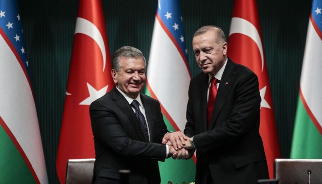 Erdoğan ile Mirziyoyev arasında görüşme