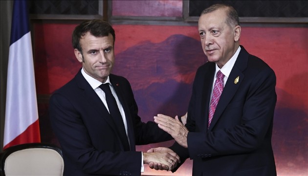 Cumhurbaşkanı Erdoğan Macron ile görüştü