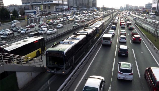 Araç sahipleri dikkat! Yürürlüğe girdi