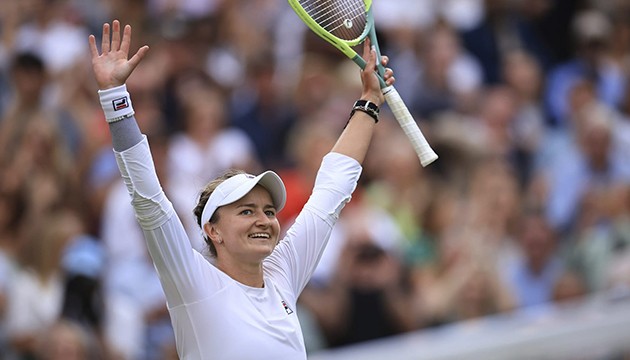 Wimbledon'da tek kadınlarda şampiyon Krejcikova