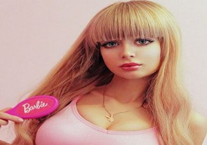 Barbie Bebek gibi yetiştirildim!