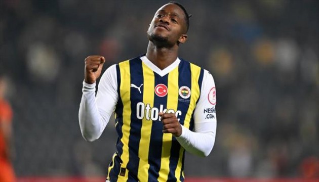 Fenerbahçe'nin yıldız ismi Michy Batshuayi'den bir ilk!