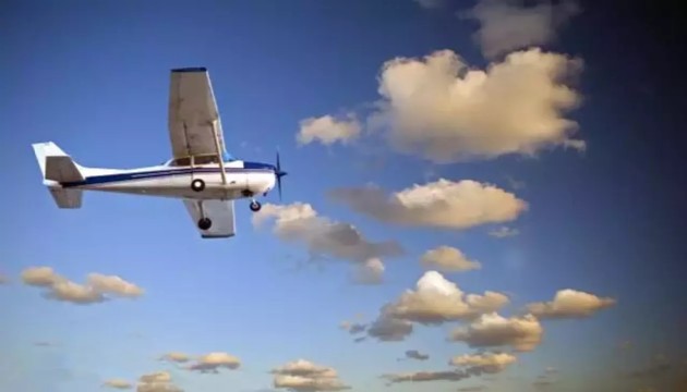 ABD'de uçak düştü! 3 ölü