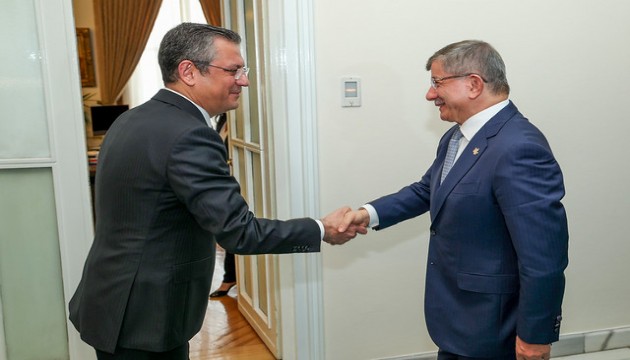 Davutoğlu'ndan Yeni Parti açıklaması