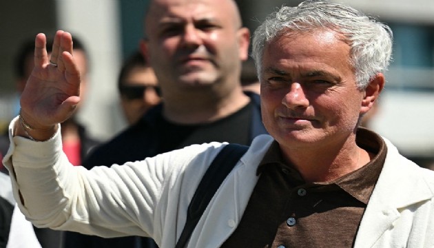 Jose Mourinho'dan flaş ziyaret