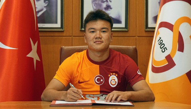 Galatasaray, sözleşmesini uzattı! Almazbekov ile 3 yıl daha...