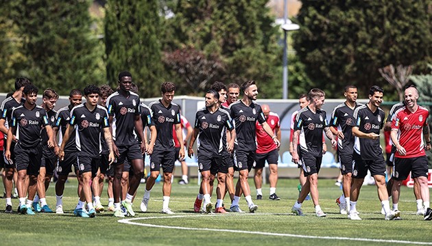 Beşiktaş'ın kamp kadrosu belli oldu!