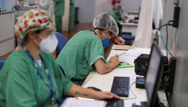 Brezilya'da sağlık sistemi alarm veriyor