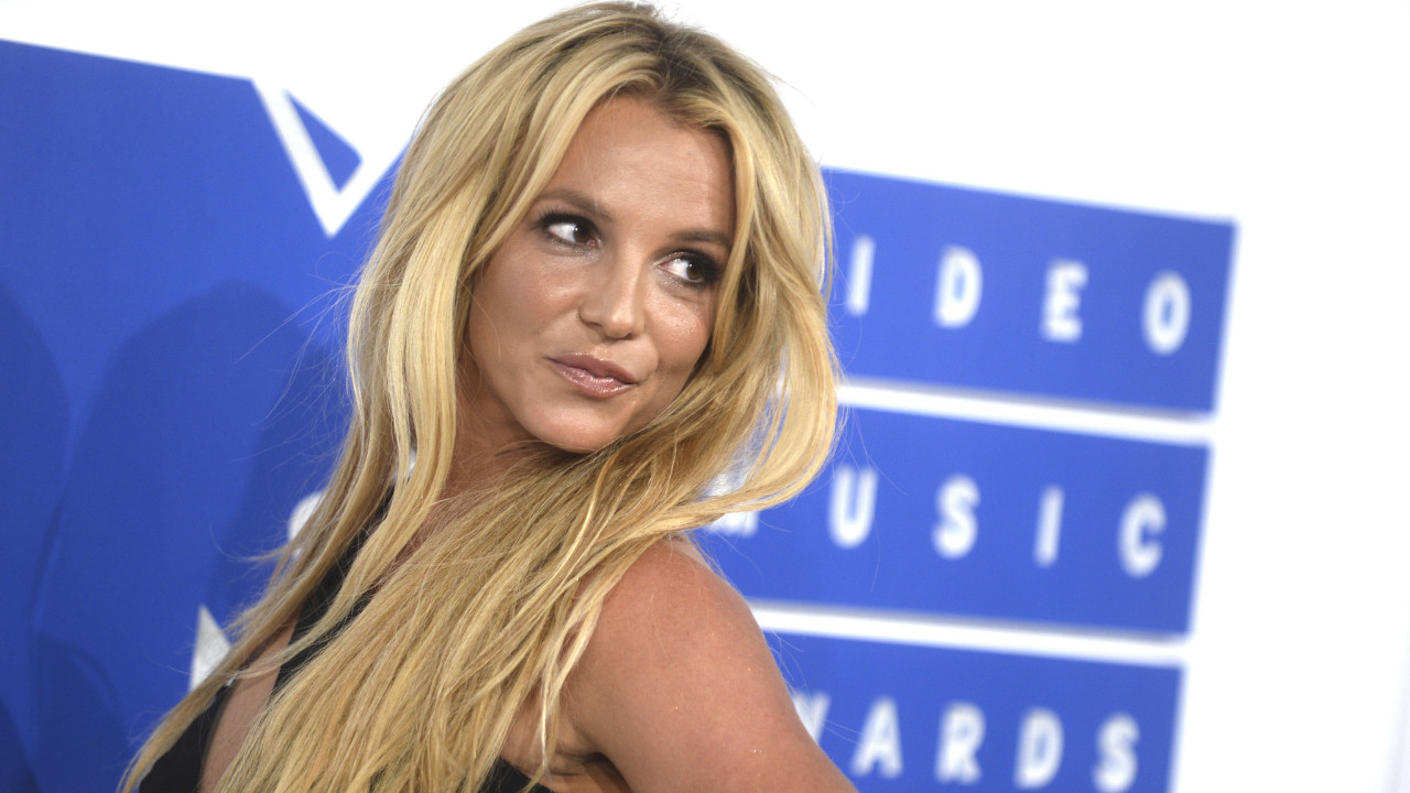 Ünlü yıldız Britney Spears rehabilitasyon merkezine yattı