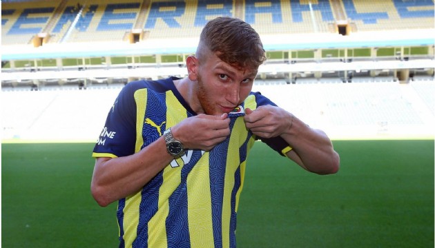 Burak Kapacak, Fenerbahçe'den ayrılmaya hazırlanıyor