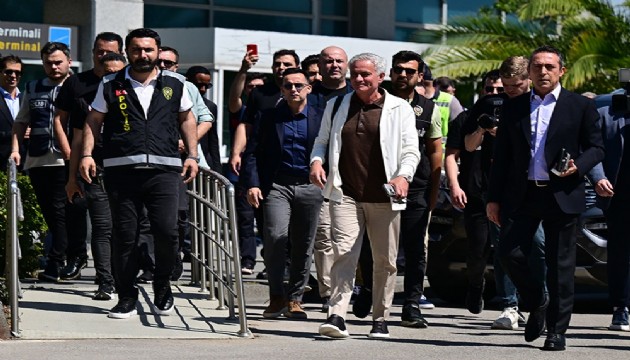 Mourinho'dan taraftarla ilk buluşma